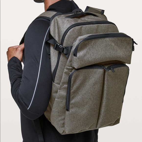 lululemon assert backpack